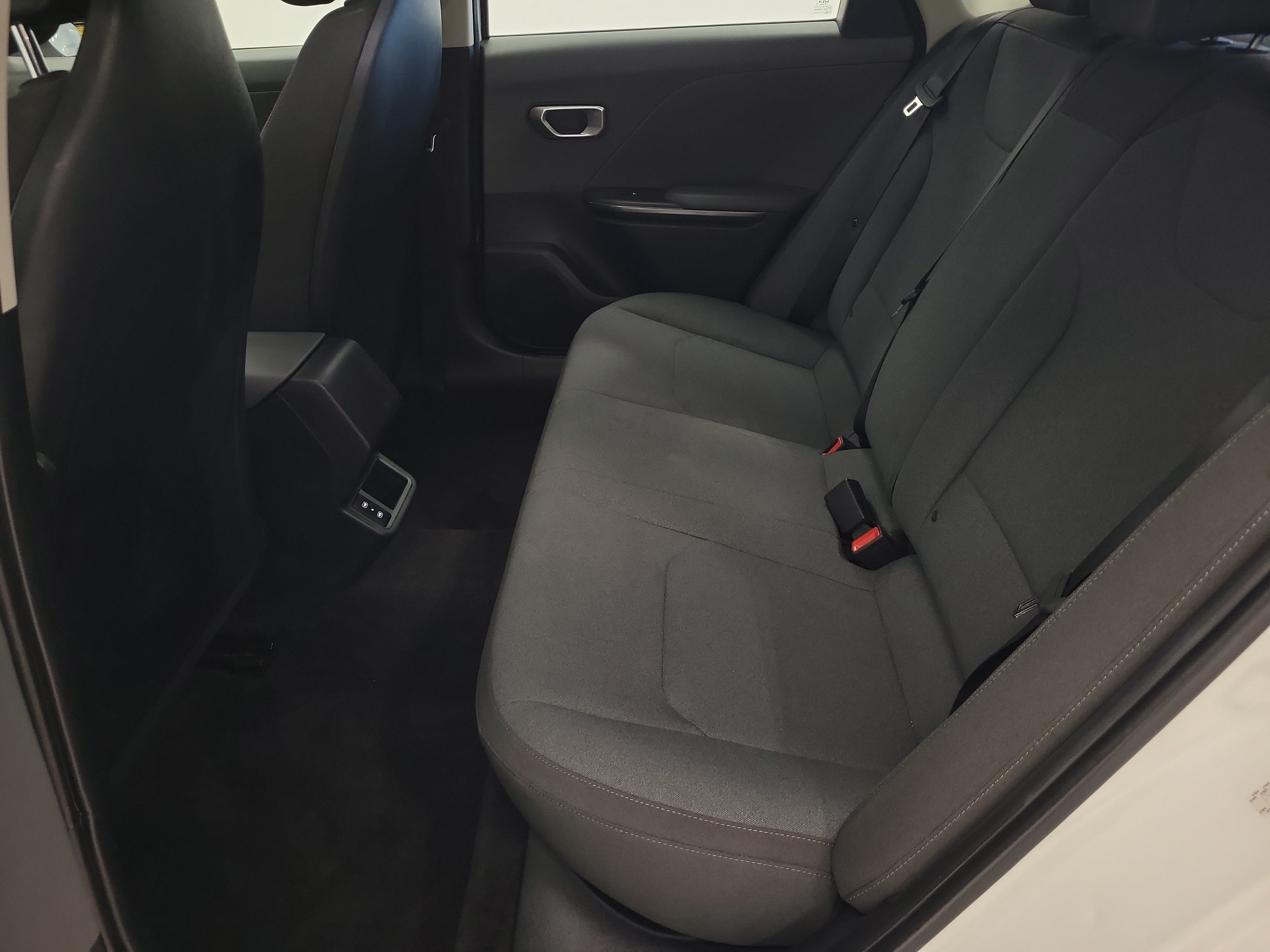 Used 2025 Kia K4 FWD image 24
