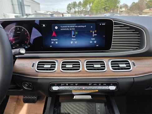 New 2026 Mercedes-Benz GLC 300 image 25