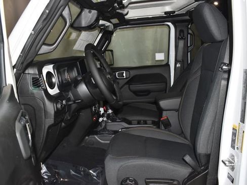 New 2026 Jeep Gladiator Willys image 12