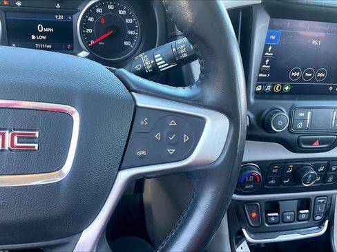 Used 2020 GMC Terrain SLT image 24