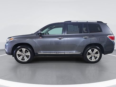 Used 2013 Toyota Highlander Limited AWD/4WD image 7