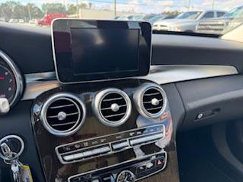 Used 2017 Mercedes-Benz C 300 4MATIC Sedan image 16