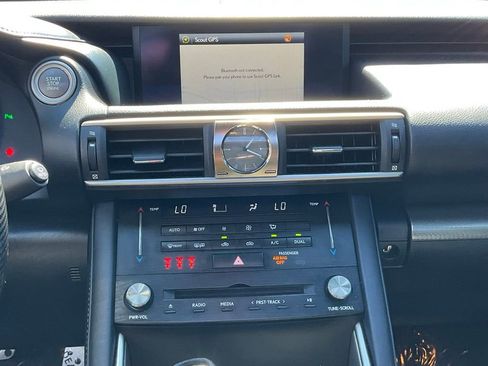 Used 2018 Lexus IS 300 F Sport image 42