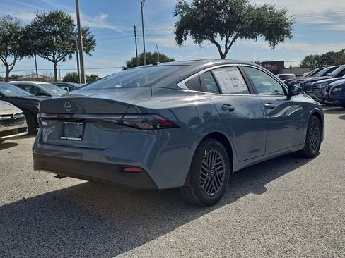 New 2026 Nissan Sentra SV w/ SV Convenience Package image 8