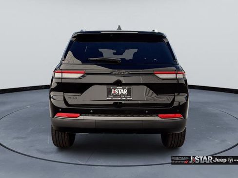 New 2026 Jeep Grand Cherokee Limited w/ Limited Altitude Package AWD/4WD image 6