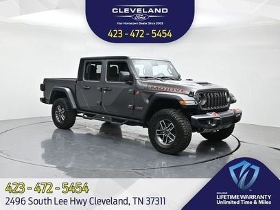 Used 2025 Jeep Gladiator Mojave w/ Safety Group