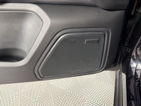 Certified 2024 Porsche Macan Turbo AWD/4WD image 27