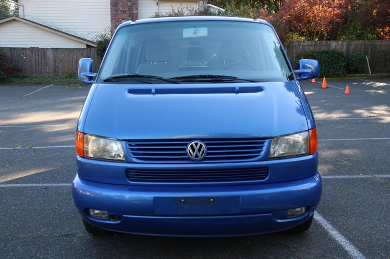 Used 2002 Volkswagen Eurovan MV FWD image 10