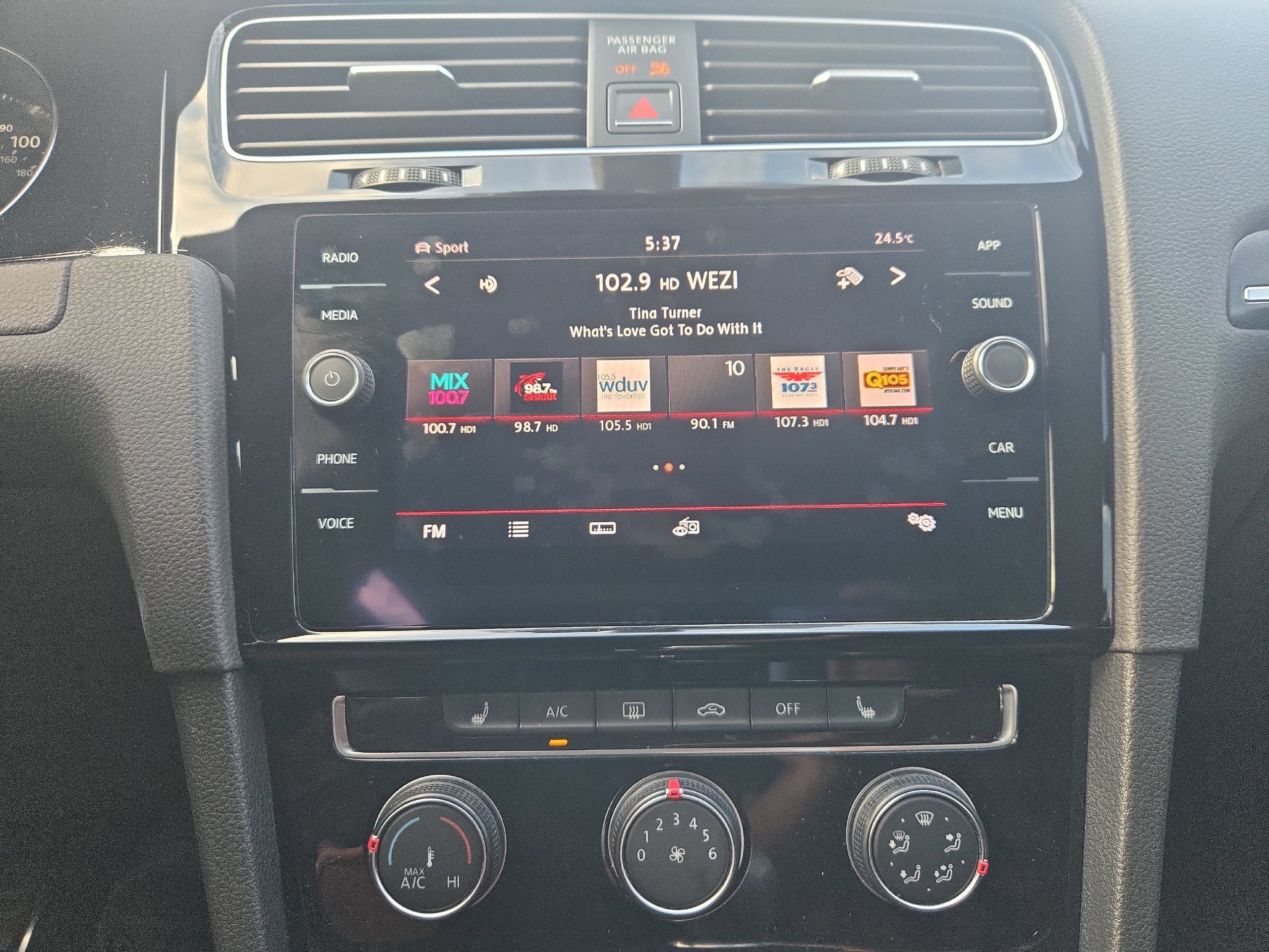 Used 2018 Volkswagen GTI SE FWD image 10