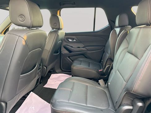 Used 2023 Chevrolet Traverse RS AWD/4WD image 27