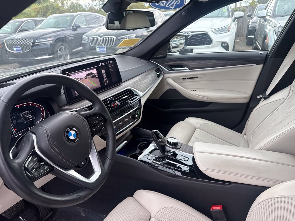 Used 2023 BMW 540i xDrive w/ Executive Package AWD/4WD image 18