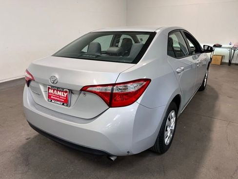 Used 2015 Toyota Corolla L image 3
