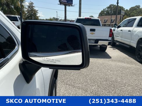 Used 2022 GMC Sierra 1500 SLT w/ SLT Convenience Package AWD/4WD image 10