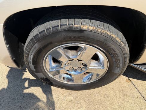 Used 2007 GMC Yukon XL Denali AWD/4WD image 6