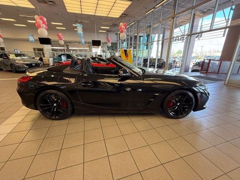Used 2022 BMW Z4 sDrive30i w/ Premium Package image 7