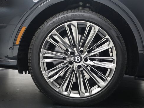 Certified 2021 Bentley Bentayga Speed image 14