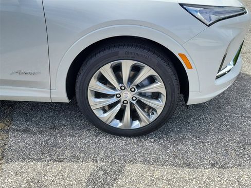New 2025 Buick Envista Avenir image 3