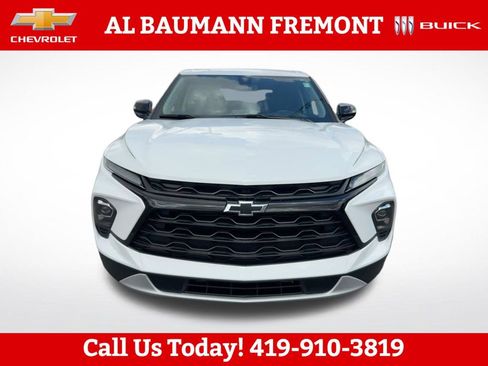 Used 2024 Chevrolet Blazer LT w/ Midnight/Sport Edition FWD image 11