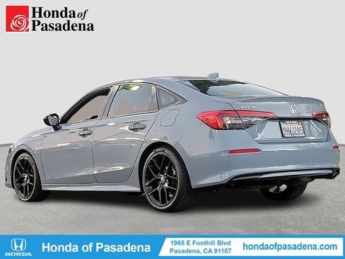 Used 2023 Honda Civic Sport image 7