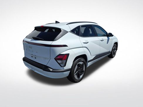 Used 2024 Hyundai Kona SEL FWD image 5