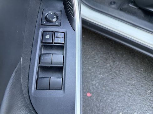 Used 2024 Toyota RAV4 LE FWD image 11