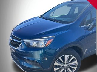 Used 2020 Buick Encore Preferred video 1