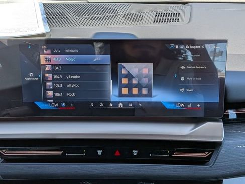 New 2026 BMW 530i RWD image 17