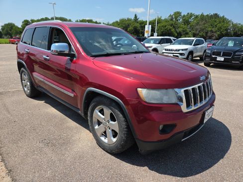 Used 2012 Jeep Grand Cherokee Limited AWD/4WD image 6