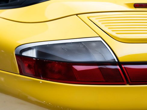 Used 2004 Porsche 911 Carrera 4S AWD/4WD image 56