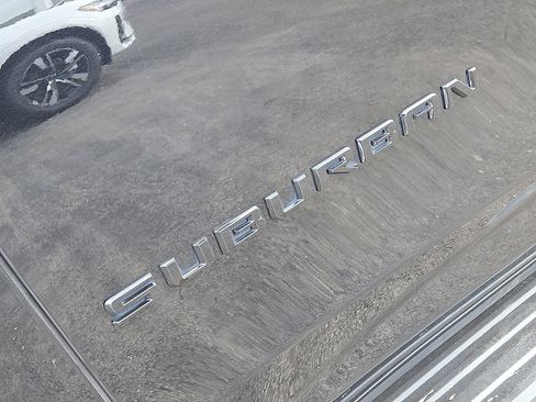 Used 2024 Chevrolet Suburban RST w/ Luxury Package AWD/4WD image 12