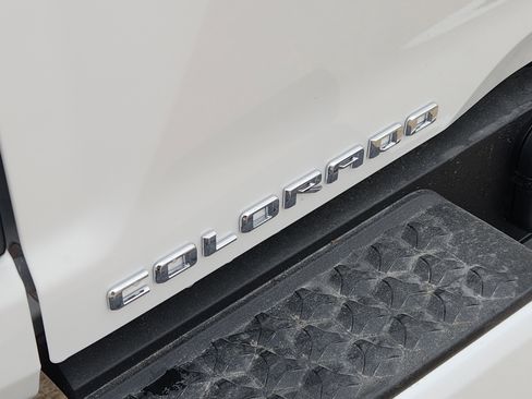 New 2026 Chevrolet Colorado LT w/ LT Convenience Package image 8