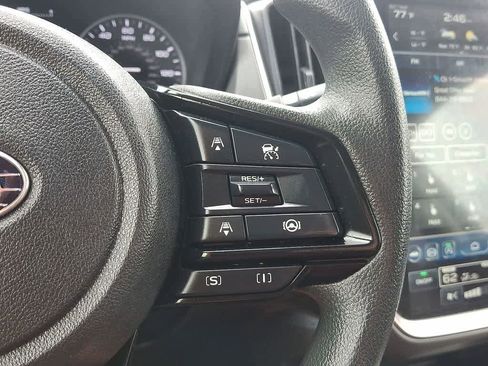 Used 2024 Subaru Crosstrek 2.0i Premium image 18