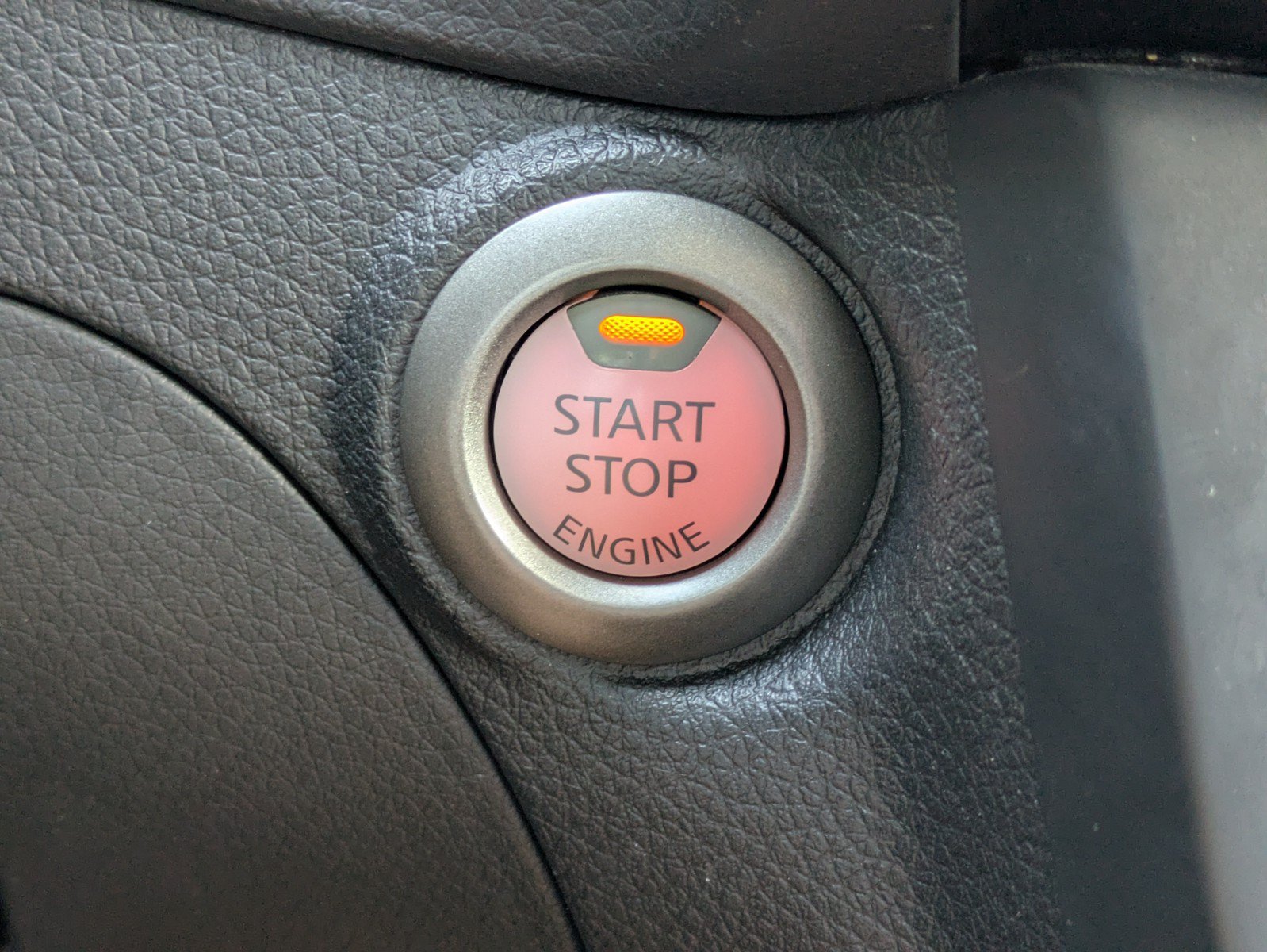 Used 2019 Nissan Sentra SV w/ Exterior Package FWD image 24