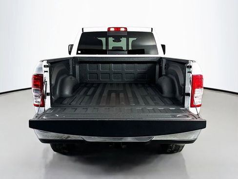 Used 2024 RAM 2500 Tradesman w/ Chrome Appearance Group AWD/4WD image 29