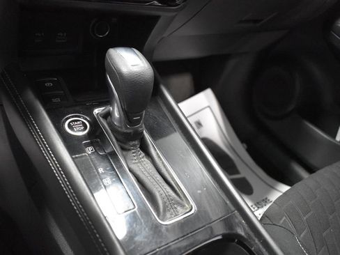 Used 2022 Nissan Kicks SV FWD image 16