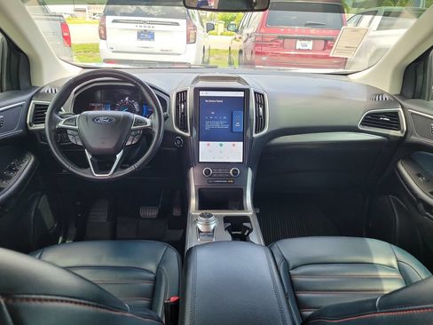 Certified 2023 Ford Edge SEL w/ Sport Appearance Package AWD/4WD image 13