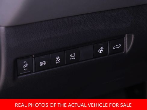 Certified 2023 Toyota Venza Limited AWD/4WD image 15