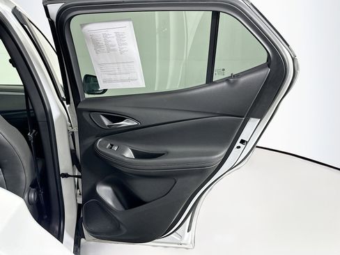 Used 2025 Buick Encore GX Preferred FWD image 29