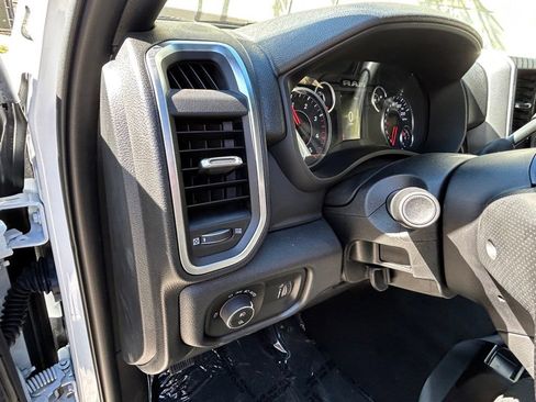 Used 2025 RAM 2500 Big Horn AWD/4WD image 48