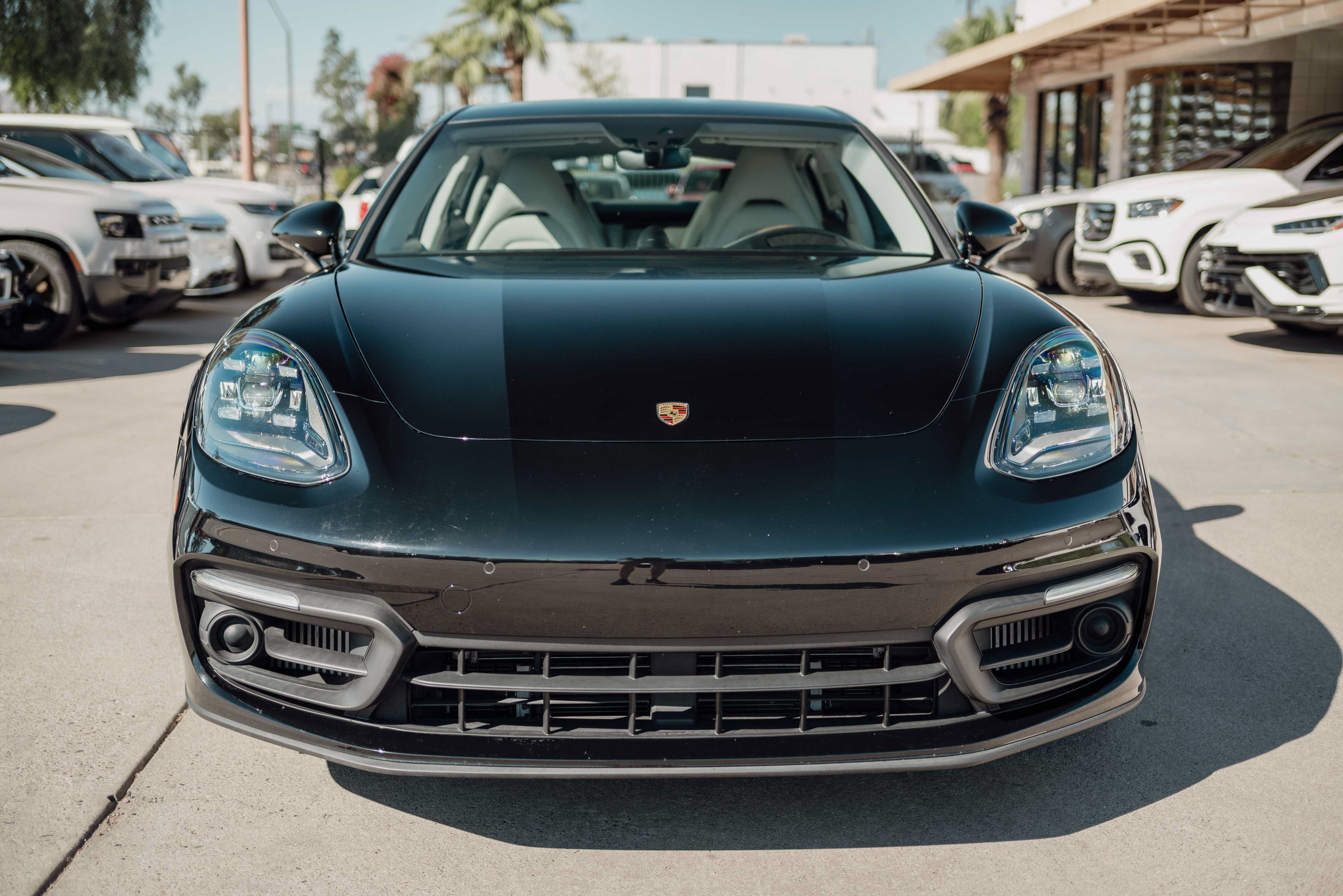 Used 2023 Porsche Panamera 4 Platinum Edition AWD/4WD image 2