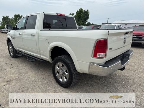 Used 2018 RAM 2500 Laramie w/ Convenience Group image 3