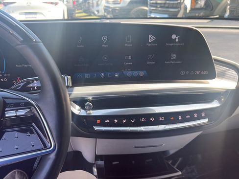 Used 2024 Cadillac Lyriq Luxury RWD image 17