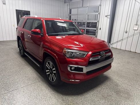 Used 2022 Toyota 4Runner Limited AWD/4WD image 30