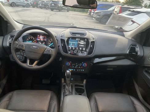 Used 2018 Ford Escape Titanium w/ Ford Safe & Smart Package image 12