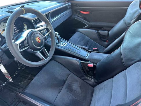 Certified 2016 Porsche 911 GT3 RS image 4