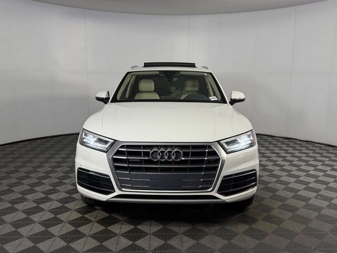 Used 2018 Audi Q5 2.0T Premium Plus w/ Premium Plus Package AWD/4WD image 3