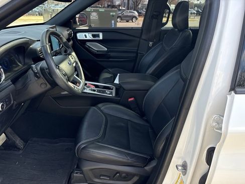 Used 2022 Ford Explorer ST w/ Equipment Group 401A image 15