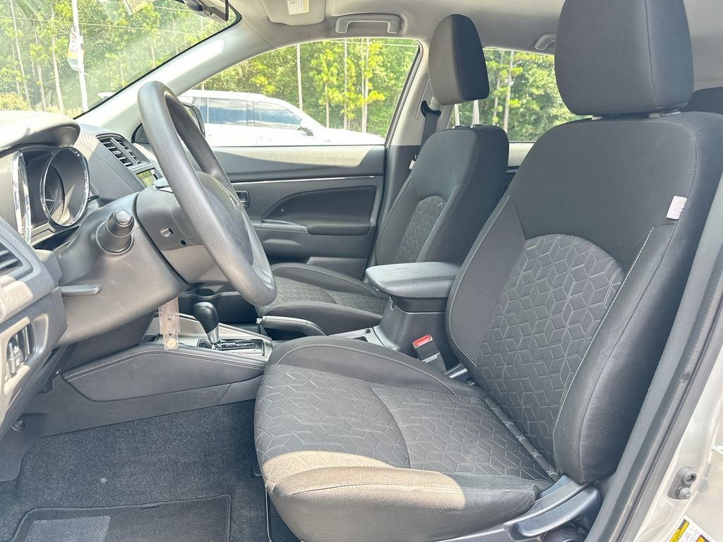 Used 2024 Mitsubishi Outlander Sport ES AWD/4WD image 8