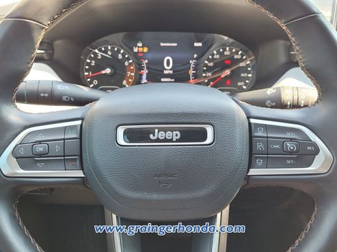 Used 2022 Jeep Compass Limited image 18
