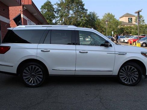 Used 2018 Lincoln Navigator Reserve w/ Technology Package AWD/4WD image 6